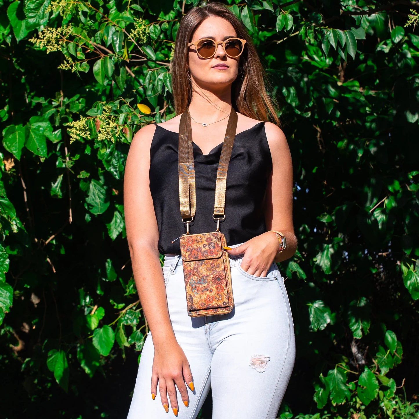 Natural Cork Mobile Phone Crossbody Wallet